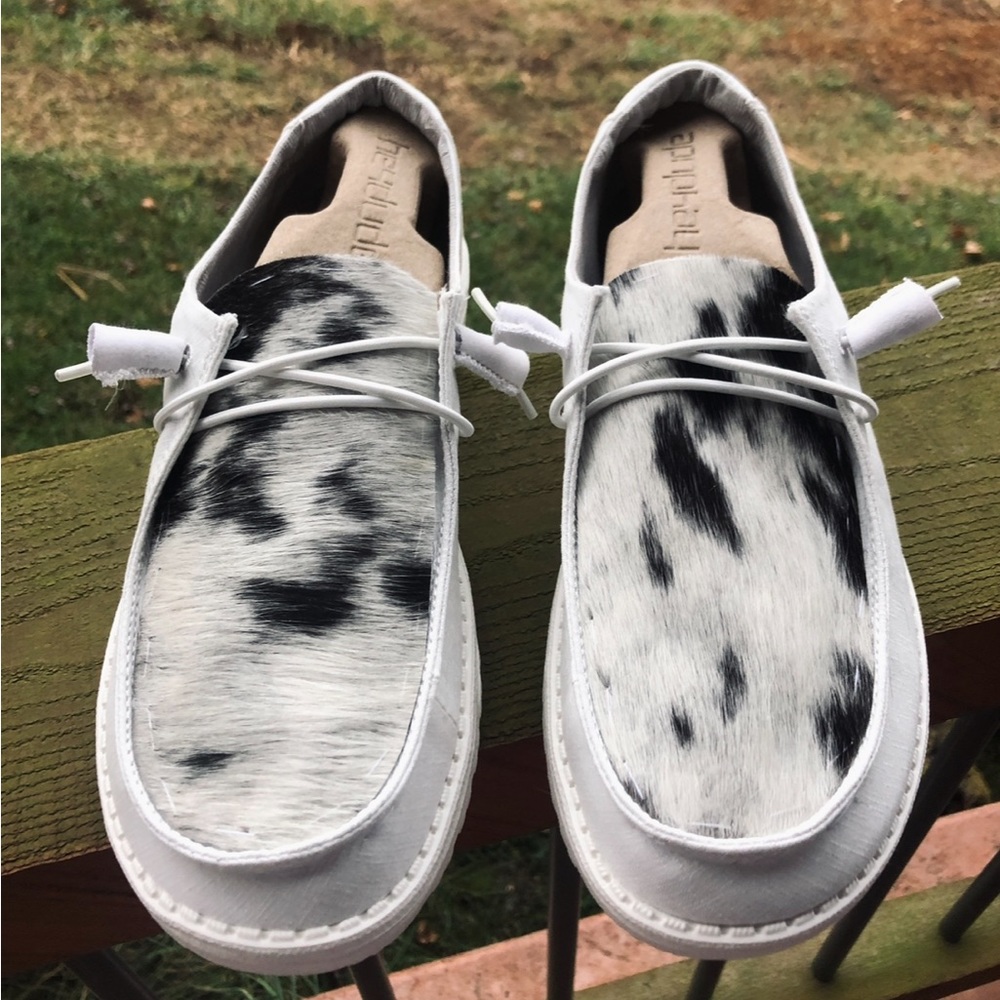 Women's CUSTOM Cowhide Hey Dudes ! 🐄🐄 read description - Picture 10 of 13